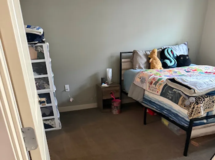 Bedroom cleaned and staged by Karina’s Cleaning in Seattle